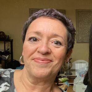 Meet your Posher, Ramona